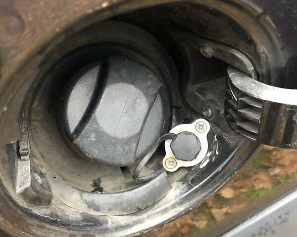 Черный Опель Зафира, объемом двигателя 1.8 л и пробегом 253 тыс. км за 4700 $, фото 17 на Automoto.ua