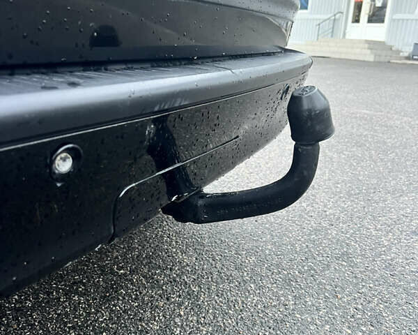 Черный Опель Зафира, объемом двигателя 2.2 л и пробегом 342 тыс. км за 4299 $, фото 23 на Automoto.ua