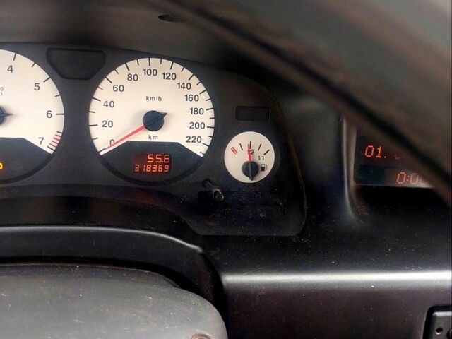 Черный Опель Зафира, объемом двигателя 1.6 л и пробегом 321 тыс. км за 3700 $, фото 1 на Automoto.ua