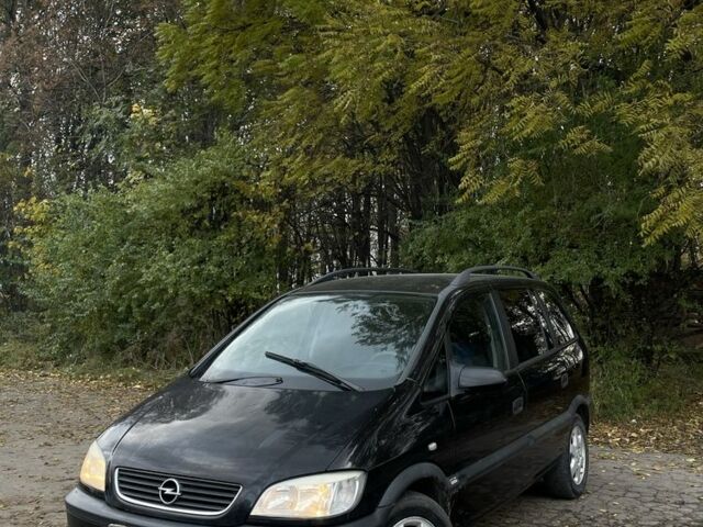 Черный Опель Зафира, объемом двигателя 2.2 л и пробегом 359 тыс. км за 3399 $, фото 1 на Automoto.ua