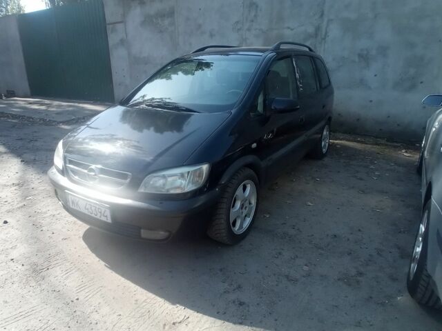 Черный Опель Зафира, объемом двигателя 2 л и пробегом 443 тыс. км за 2700 $, фото 4 на Automoto.ua