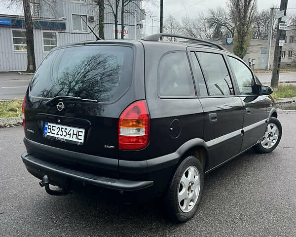 Черный Опель Зафира, объемом двигателя 2.2 л и пробегом 342 тыс. км за 4299 $, фото 4 на Automoto.ua