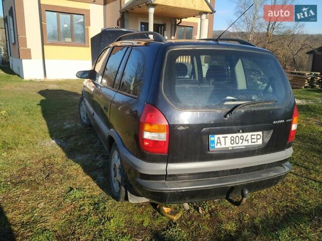 Черный Опель Зафира, объемом двигателя 2.2 л и пробегом 461 тыс. км за 4000 $, фото 1 на Automoto.ua