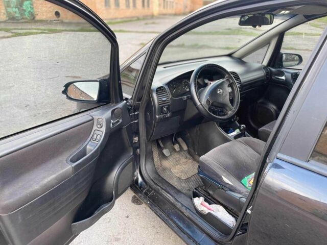 Чорний Опель Зафіра, об'ємом двигуна 2 л та пробігом 356 тис. км за 3455 $, фото 10 на Automoto.ua