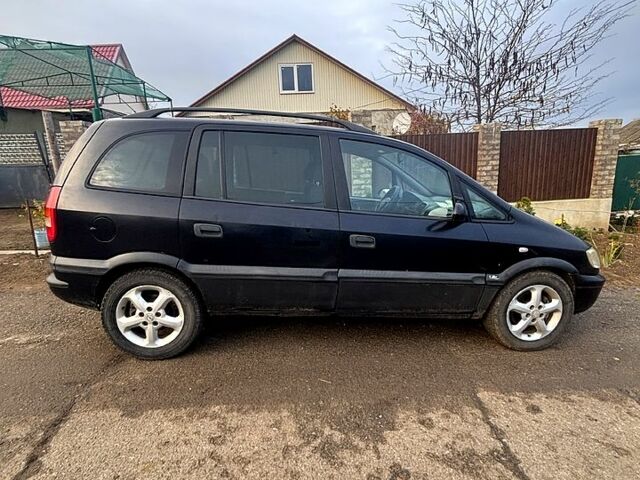 Черный Опель Зафира, объемом двигателя 2 л и пробегом 0 тыс. км за 2800 $, фото 3 на Automoto.ua