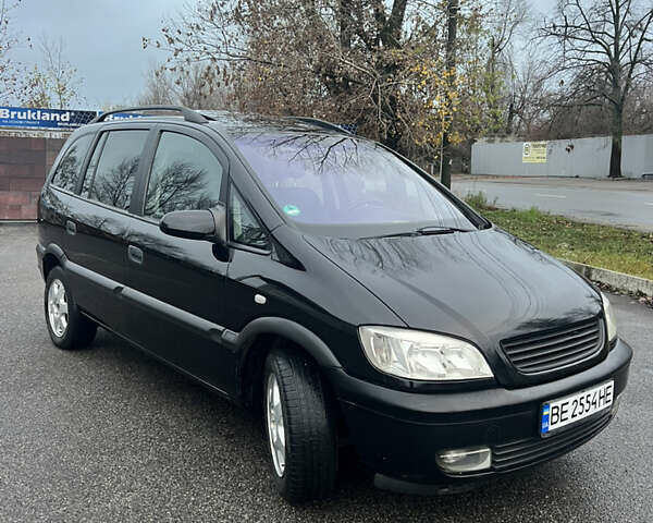 Черный Опель Зафира, объемом двигателя 2.2 л и пробегом 342 тыс. км за 4299 $, фото 6 на Automoto.ua