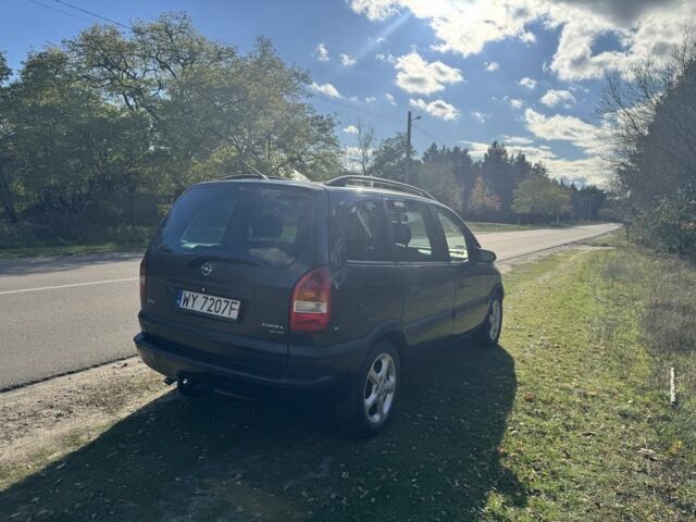 Черный Опель Зафира, объемом двигателя 2 л и пробегом 230 тыс. км за 1800 $, фото 2 на Automoto.ua