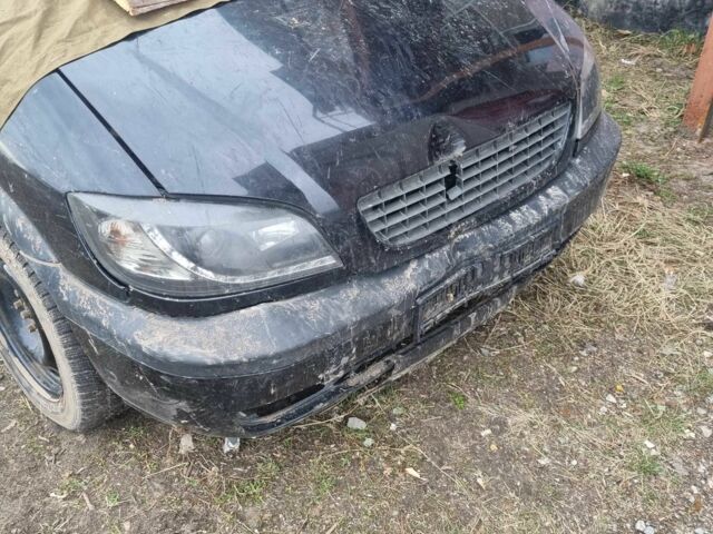 Чорний Опель Зафіра, об'ємом двигуна 0 л та пробігом 280 тис. км за 1432 $, фото 5 на Automoto.ua