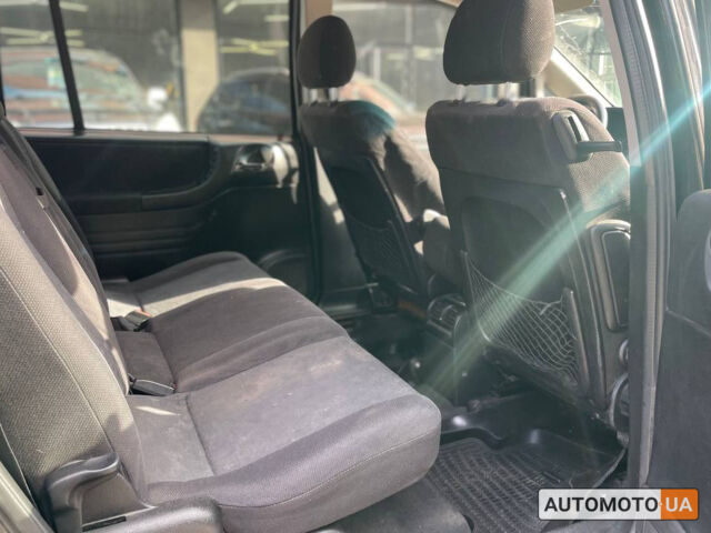 Черный Опель Зафира, объемом двигателя 2.2 л и пробегом 420 тыс. км за 3500 $, фото 13 на Automoto.ua