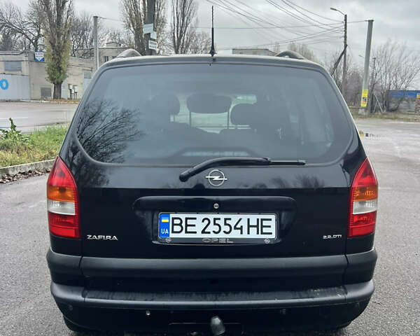 Черный Опель Зафира, объемом двигателя 2.2 л и пробегом 342 тыс. км за 4299 $, фото 3 на Automoto.ua