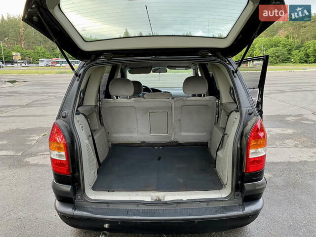 Чорний Опель Зафіра, об'ємом двигуна 2 л та пробігом 250 тис. км за 2999 $, фото 26 на Automoto.ua