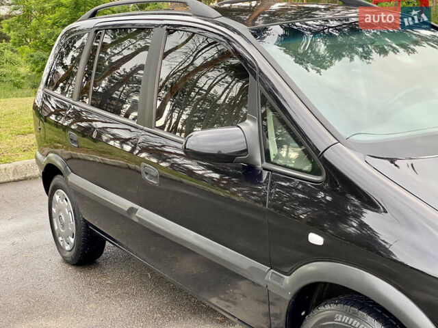 Чорний Опель Зафіра, об'ємом двигуна 2 л та пробігом 250 тис. км за 2999 $, фото 17 на Automoto.ua