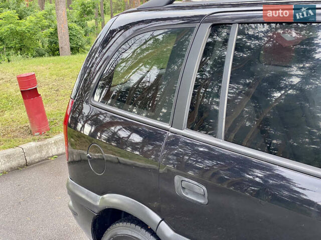 Чорний Опель Зафіра, об'ємом двигуна 2 л та пробігом 250 тис. км за 2999 $, фото 19 на Automoto.ua