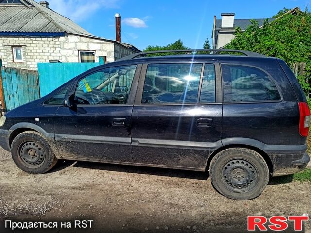 Черный Опель Зафира, объемом двигателя 2 л и пробегом 293 тыс. км за 4000 $, фото 1 на Automoto.ua