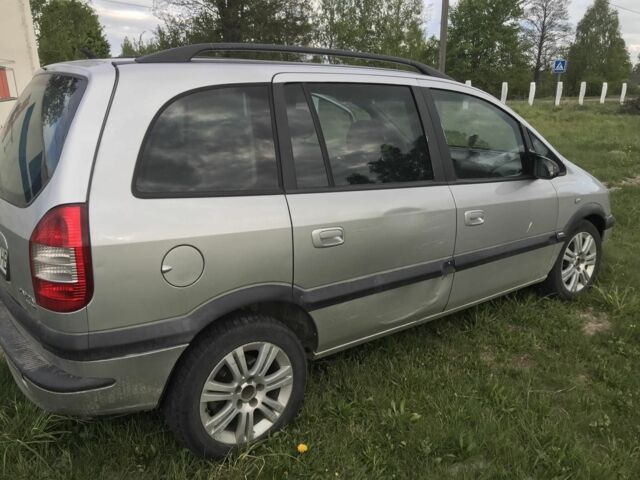 Черный Опель Зафира, объемом двигателя 2.2 л и пробегом 300 тыс. км за 700 $, фото 1 на Automoto.ua