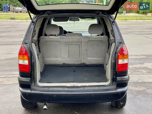 Чорний Опель Зафіра, об'ємом двигуна 2 л та пробігом 250 тис. км за 2999 $, фото 27 на Automoto.ua