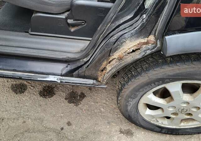 Черный Опель Зафира, объемом двигателя 2 л и пробегом 310 тыс. км за 3500 $, фото 9 на Automoto.ua