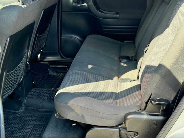 Черный Опель Зафира, объемом двигателя 1.8 л и пробегом 194 тыс. км за 4790 $, фото 22 на Automoto.ua