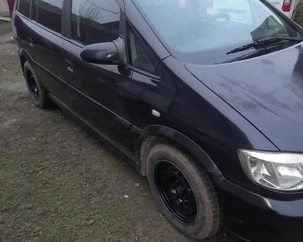 Черный Опель Зафира, объемом двигателя 2 л и пробегом 300 тыс. км за 4100 $, фото 6 на Automoto.ua
