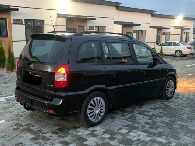 Черный Опель Зафира, объемом двигателя 2.2 л и пробегом 350 тыс. км за 2150 $, фото 2 на Automoto.ua