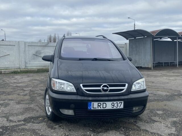 Черный Опель Зафира, объемом двигателя 2 л и пробегом 287 тыс. км за 2450 $, фото 1 на Automoto.ua