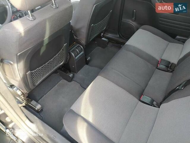 Черный Опель Зафира, объемом двигателя 1.6 л и пробегом 289 тыс. км за 4500 $, фото 9 на Automoto.ua