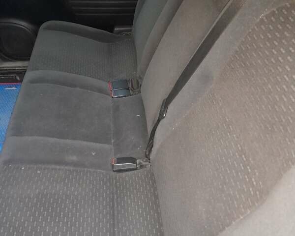 Черный Опель Зафира, объемом двигателя 2 л и пробегом 300 тыс. км за 4100 $, фото 10 на Automoto.ua