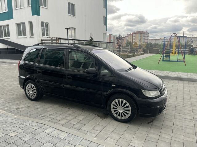 Черный Опель Зафира, объемом двигателя 2.2 л и пробегом 350 тыс. км за 1950 $, фото 2 на Automoto.ua