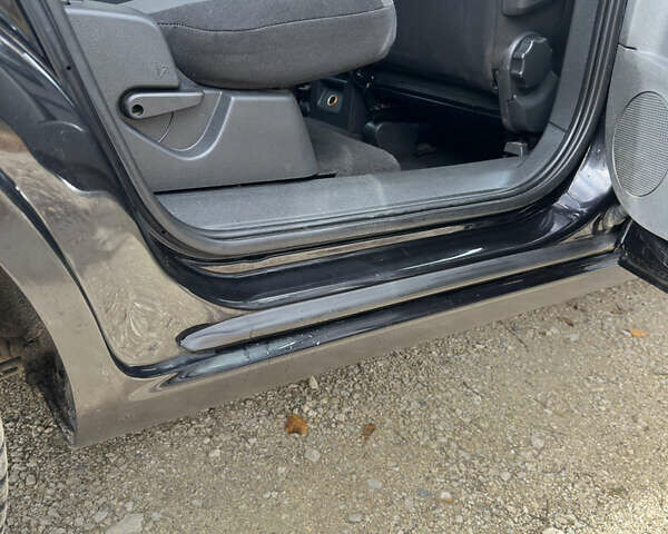 Черный Опель Зафира, объемом двигателя 1.8 л и пробегом 167 тыс. км за 5300 $, фото 26 на Automoto.ua