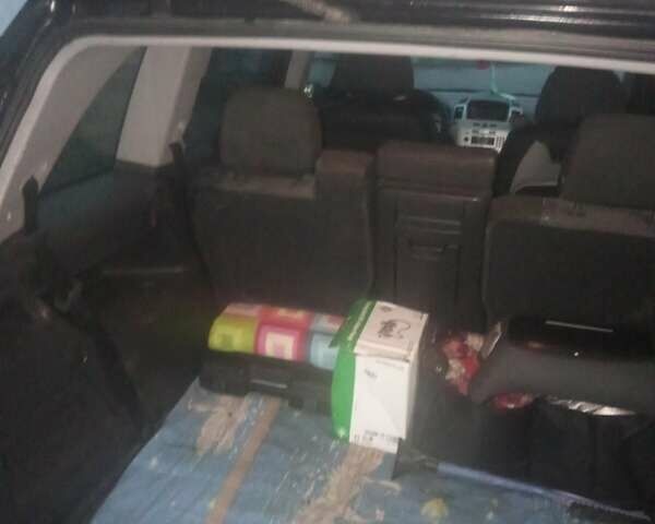 Черный Опель Зафира, объемом двигателя 1.9 л и пробегом 216 тыс. км за 7300 $, фото 4 на Automoto.ua