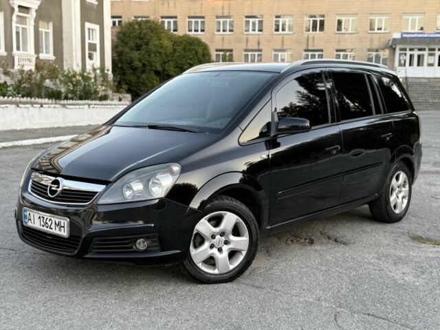 Чорний Опель Зафіра, об'ємом двигуна 1.6 л та пробігом 250 тис. км за 4450 $, фото 1 на Automoto.ua