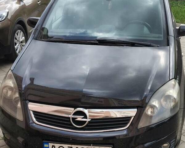 Чорний Опель Зафіра, об'ємом двигуна 1.6 л та пробігом 210 тис. км за 5100 $, фото 1 на Automoto.ua