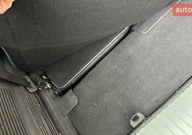 Черный Опель Зафира, объемом двигателя 1.6 л и пробегом 249 тыс. км за 4500 $, фото 13 на Automoto.ua