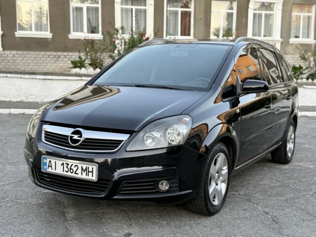 Чорний Опель Зафіра, об'ємом двигуна 1.6 л та пробігом 250 тис. км за 4450 $, фото 2 на Automoto.ua