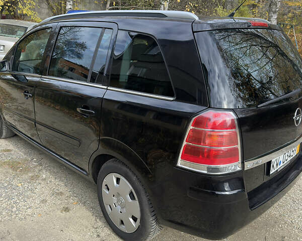 Черный Опель Зафира, объемом двигателя 1.8 л и пробегом 167 тыс. км за 5300 $, фото 12 на Automoto.ua