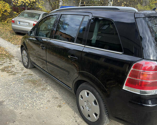 Черный Опель Зафира, объемом двигателя 1.8 л и пробегом 167 тыс. км за 5300 $, фото 13 на Automoto.ua