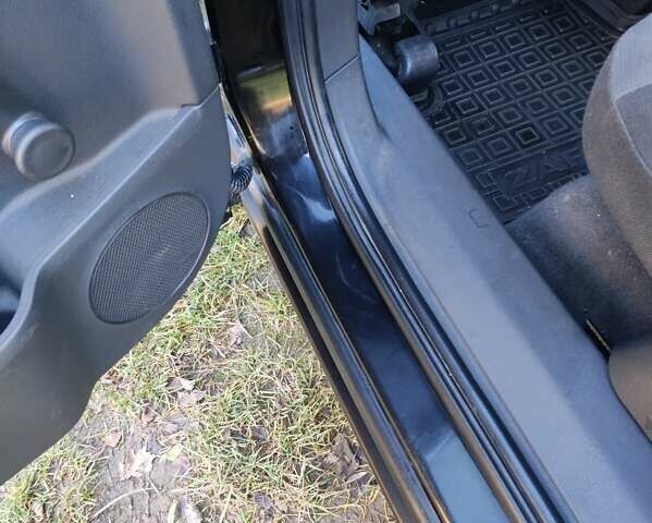 Черный Опель Зафира, объемом двигателя 1.91 л и пробегом 375 тыс. км за 5200 $, фото 14 на Automoto.ua