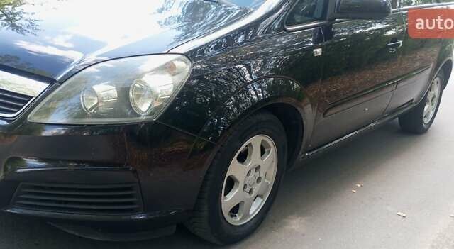 Чорний Опель Зафіра, об'ємом двигуна 1.6 л та пробігом 256 тис. км за 4800 $, фото 12 на Automoto.ua