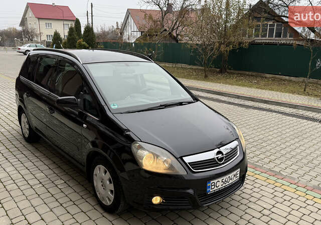Черный Опель Зафира, объемом двигателя 1.6 л и пробегом 249 тыс. км за 4500 $, фото 9 на Automoto.ua