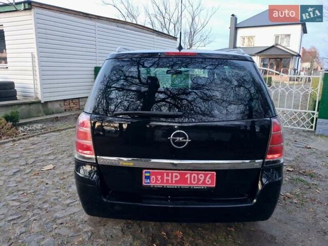 Черный Опель Зафира, объемом двигателя 1.8 л и пробегом 175 тыс. км за 4950 $, фото 9 на Automoto.ua