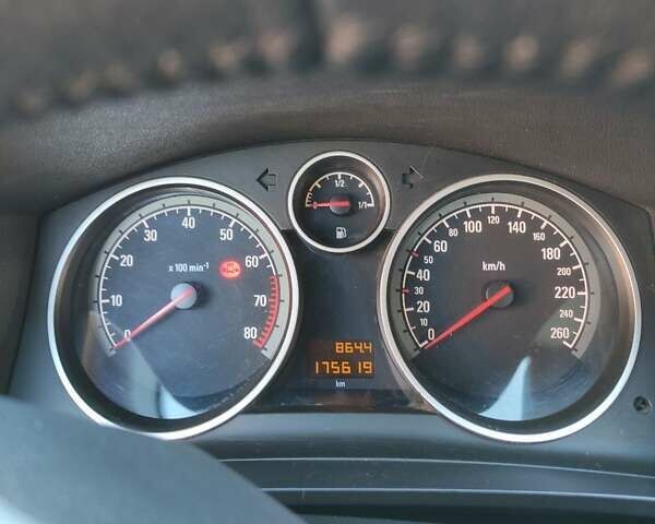 Черный Опель Зафира, объемом двигателя 1.8 л и пробегом 175 тыс. км за 6000 $, фото 1 на Automoto.ua