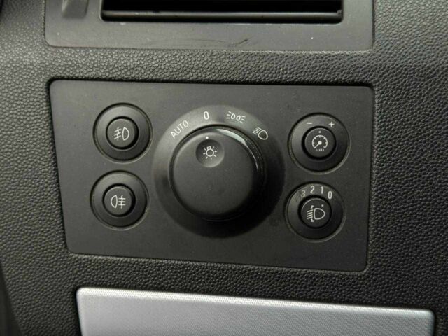 Чорний Опель Зафіра, об'ємом двигуна 0 л та пробігом 284 тис. км за 5190 $, фото 14 на Automoto.ua