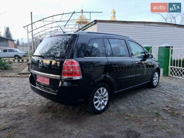 Черный Опель Зафира, объемом двигателя 1.8 л и пробегом 175 тыс. км за 4950 $, фото 5 на Automoto.ua