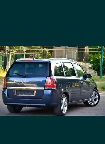 Черный Опель Зафира, объемом двигателя 1.91 л и пробегом 201 тыс. км за 7200 $, фото 18 на Automoto.ua