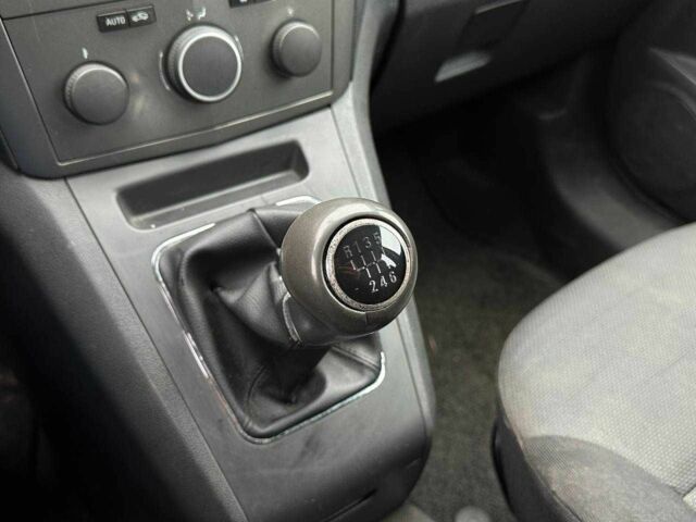 Чорний Опель Зафіра, об'ємом двигуна 0 л та пробігом 284 тис. км за 5190 $, фото 23 на Automoto.ua