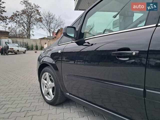 Черный Опель Зафира, объемом двигателя 1.8 л и пробегом 275 тыс. км за 5450 $, фото 29 на Automoto.ua