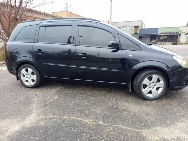 Черный Опель Зафира, объемом двигателя 1.8 л и пробегом 230 тыс. км за 4600 $, фото 1 на Automoto.ua