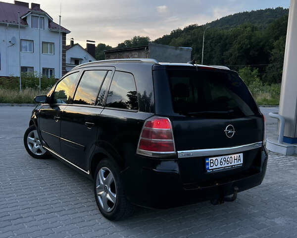 Черный Опель Зафира, объемом двигателя 1.91 л и пробегом 288 тыс. км за 5900 $, фото 5 на Automoto.ua
