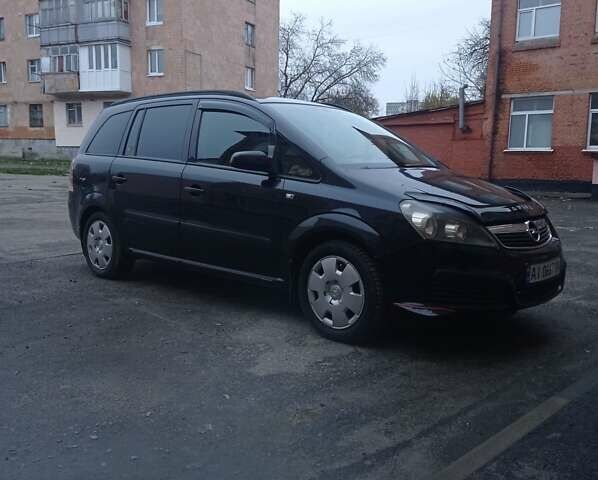Черный Опель Зафира, объемом двигателя 1.8 л и пробегом 238 тыс. км за 5200 $, фото 9 на Automoto.ua