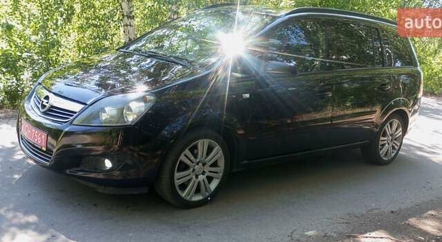 Чорний Опель Зафіра, об'ємом двигуна 1.8 л та пробігом 225 тис. км за 5395 $, фото 8 на Automoto.ua